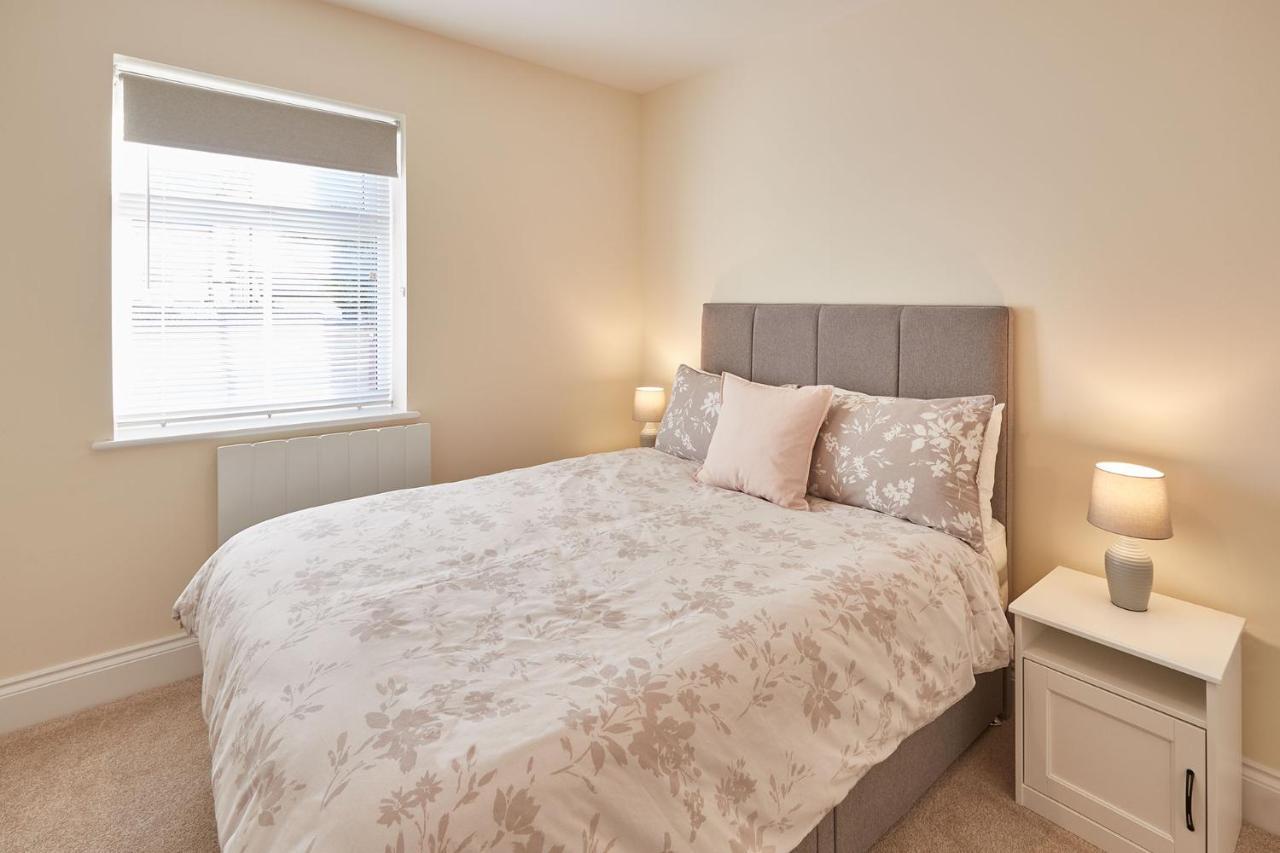 Host & Stay - South Cliff Apartment 스카버러 외부 사진