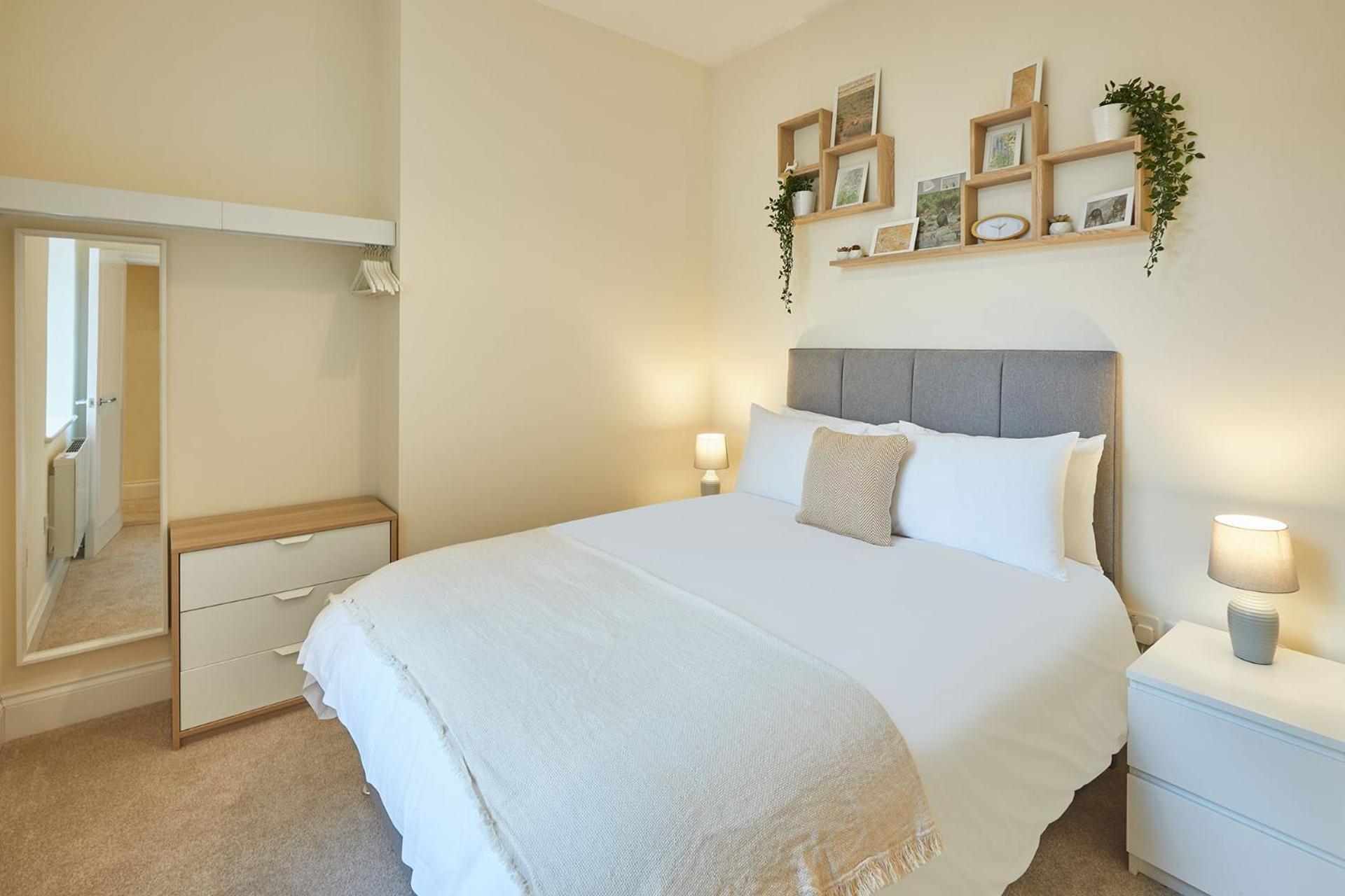 Host & Stay - South Cliff Apartment 스카버러 외부 사진